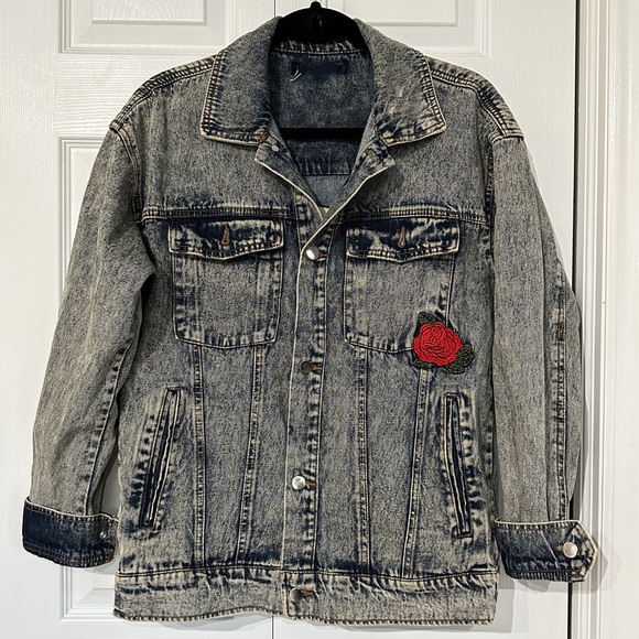 Embroidered Patch Vintage Style Acid Wash Denim Jacket - Picture 5 of 6
